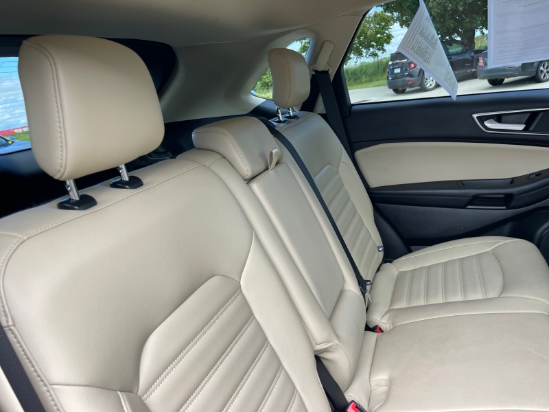 2023 Ford Edge