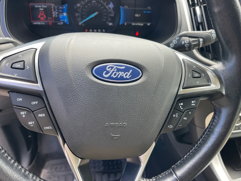 2023 Ford Edge