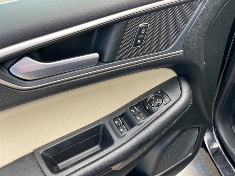 2023 Ford Edge