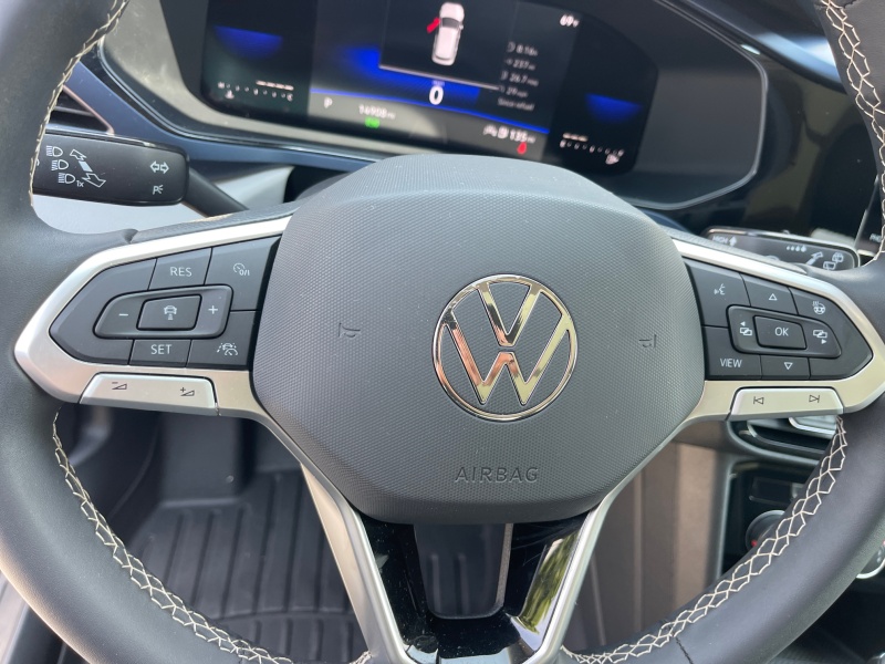 2023 Volkswagen Taos