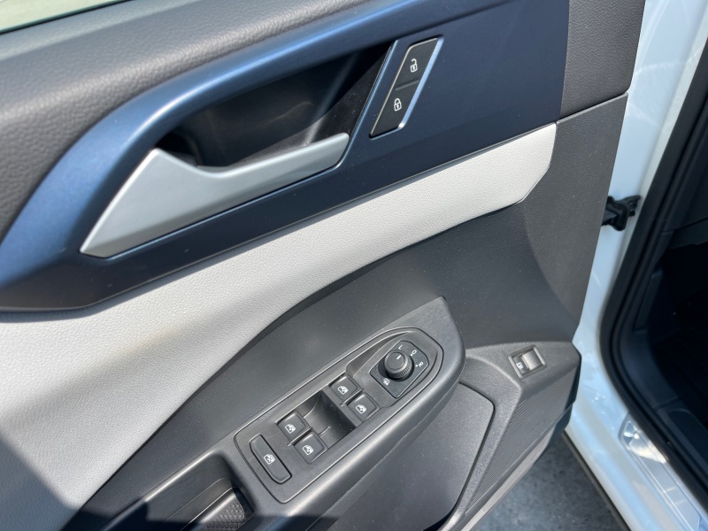 2023 Volkswagen Taos