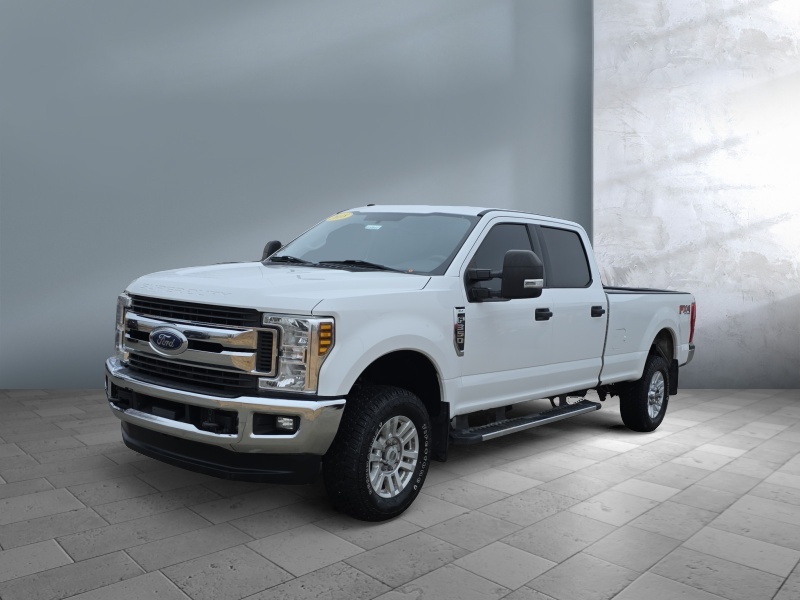 Used 2018 Ford Super Duty F-350 SRW XLT Trucks