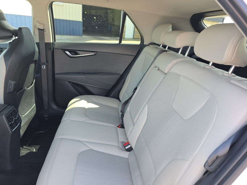 2023 Kia Niro