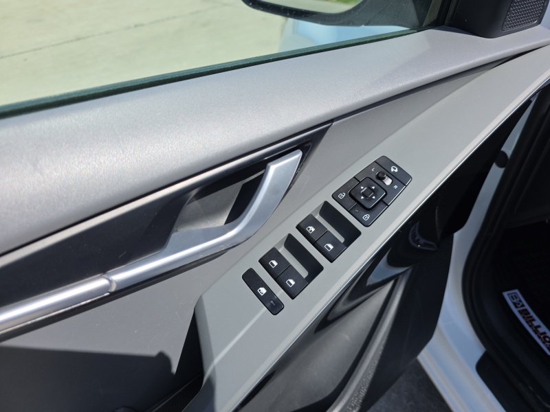 2023 Kia Niro