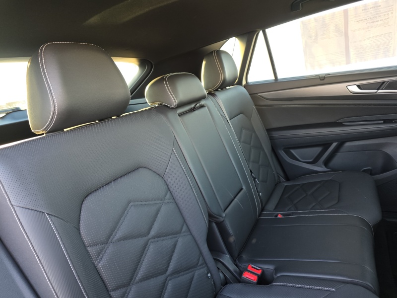 2025 Volkswagen Atlas Cross Sport