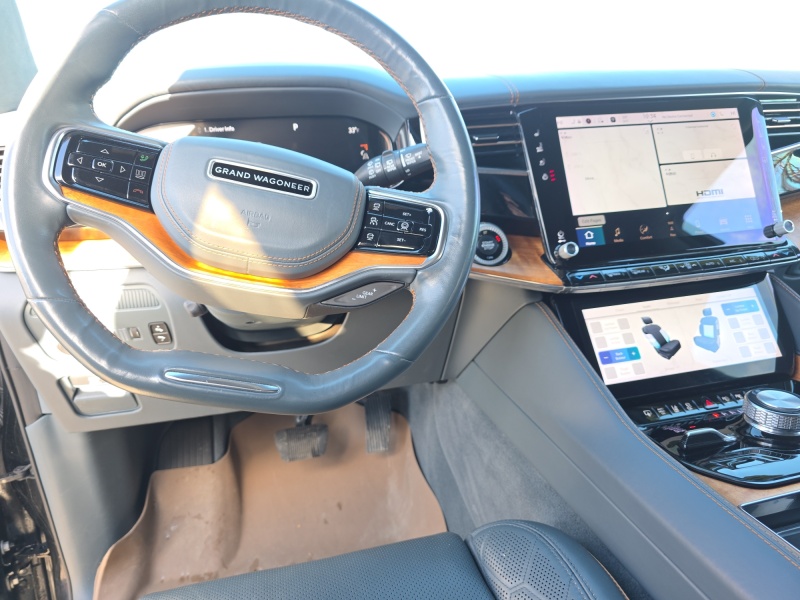 2022 Jeep Grand Wagoneer