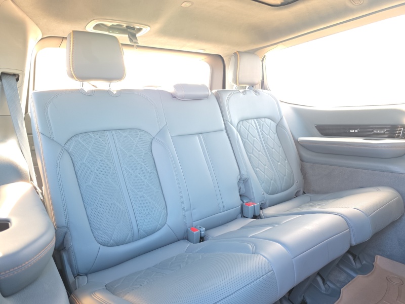 2022 Jeep Grand Wagoneer