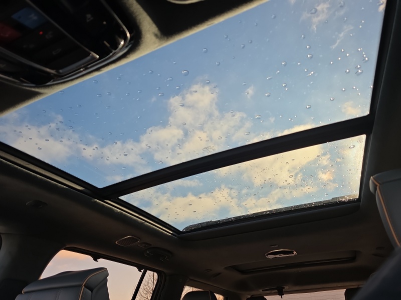 2022 Jeep Grand Wagoneer