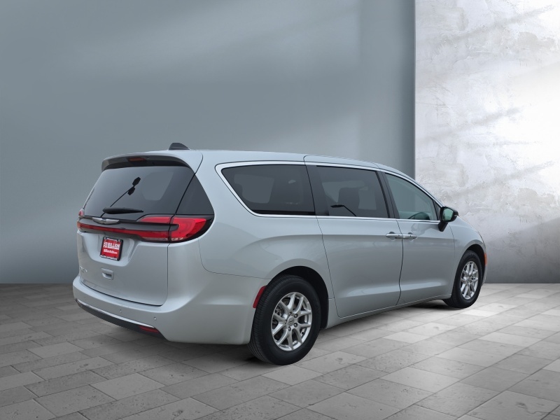 2024 Chrysler Pacifica