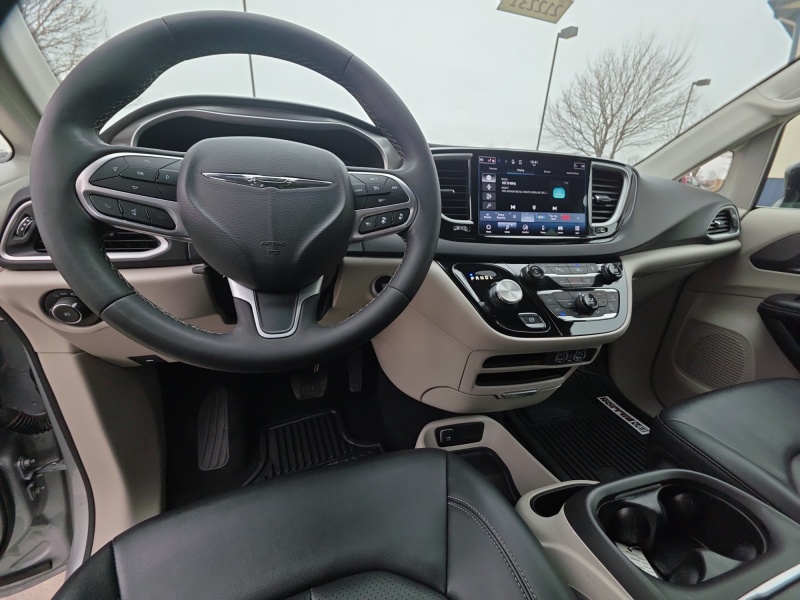 2024 Chrysler Pacifica