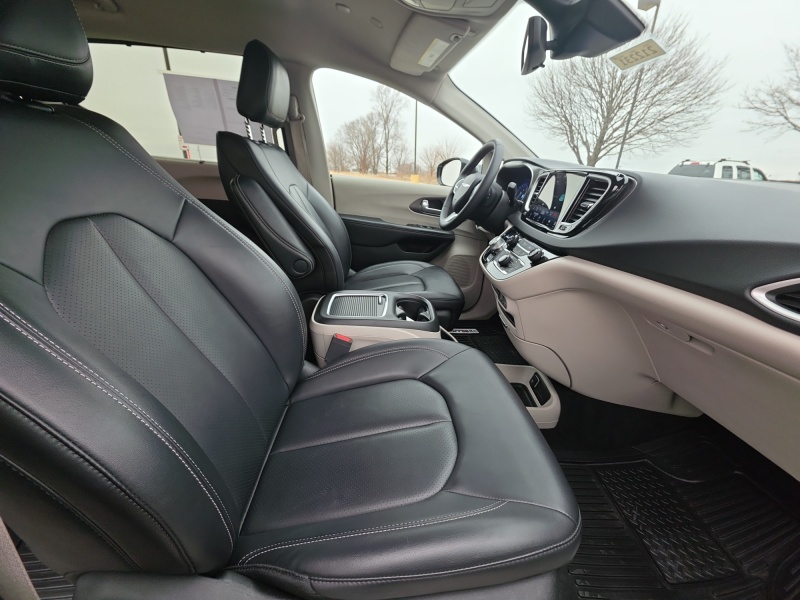 2024 Chrysler Pacifica