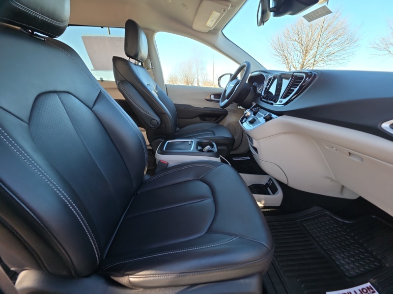 2024 Chrysler Pacifica