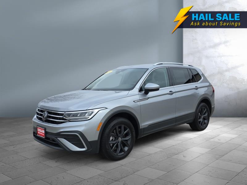 Used 2024 Volkswagen Tiguan SE Crossovers