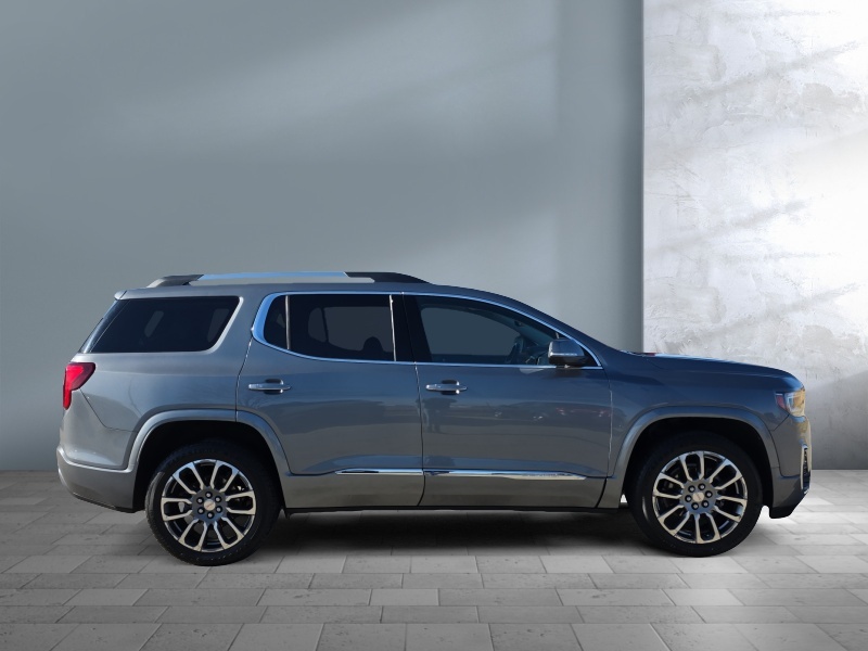 2022 GMC Acadia
