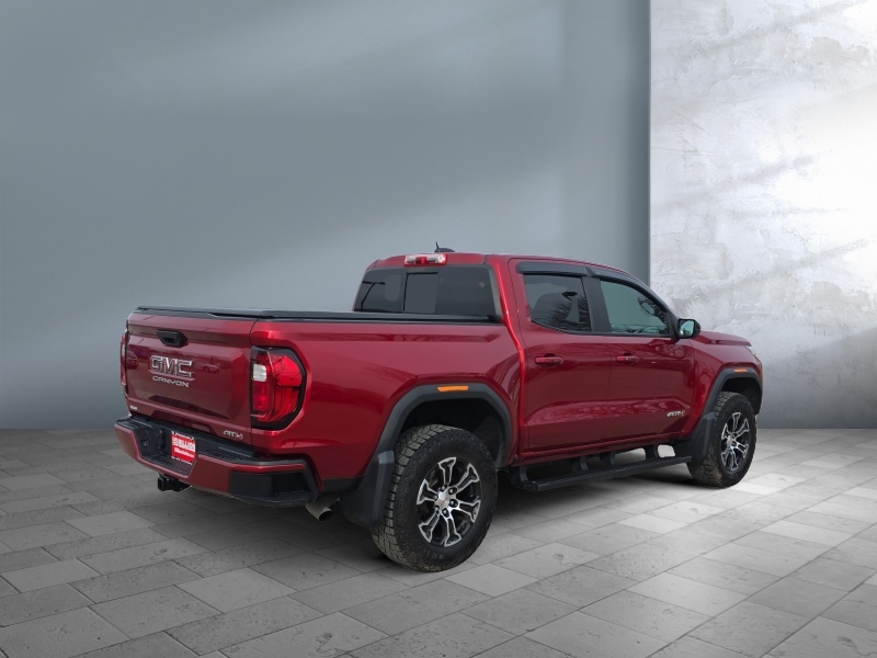 2024 GMC Canyon