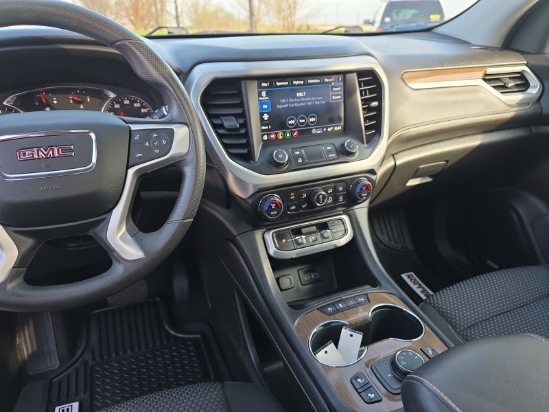 2022 GMC Acadia