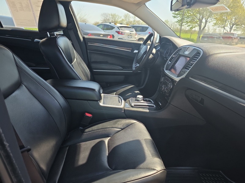 2023 Chrysler 300