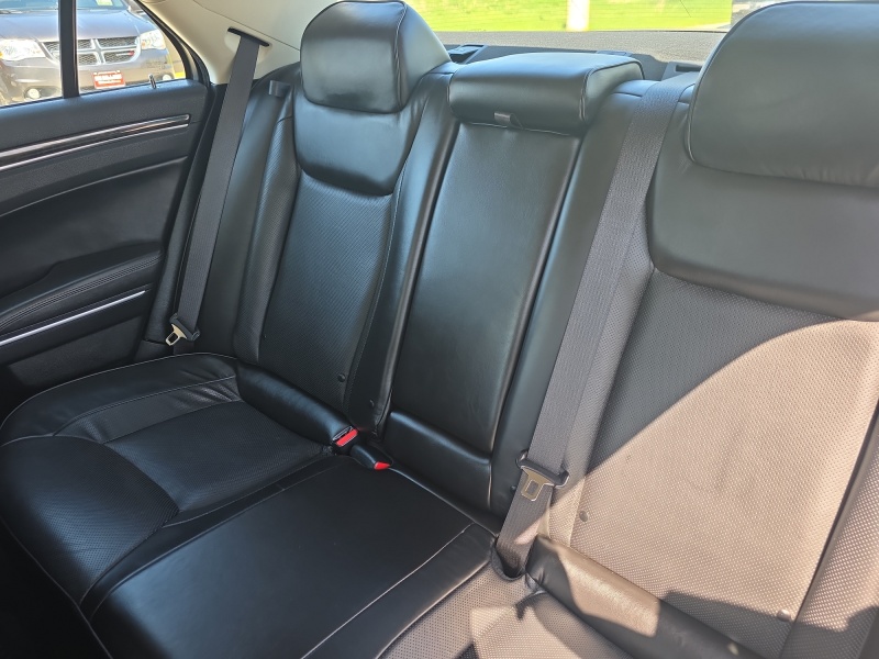2023 Chrysler 300