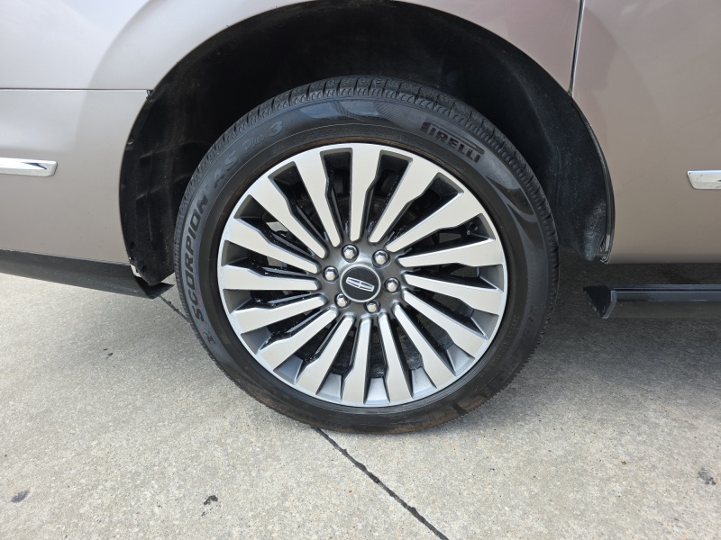 2019 Lincoln Navigator L
