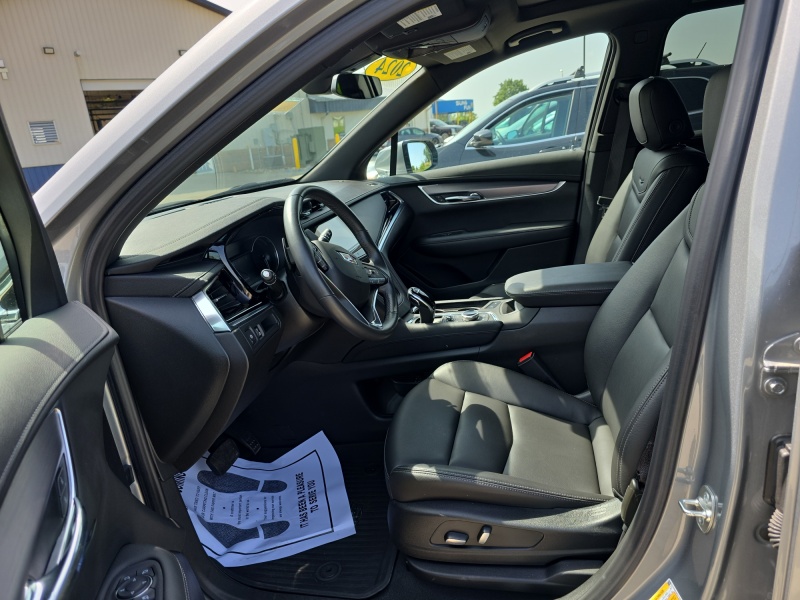 2024 Cadillac XT6