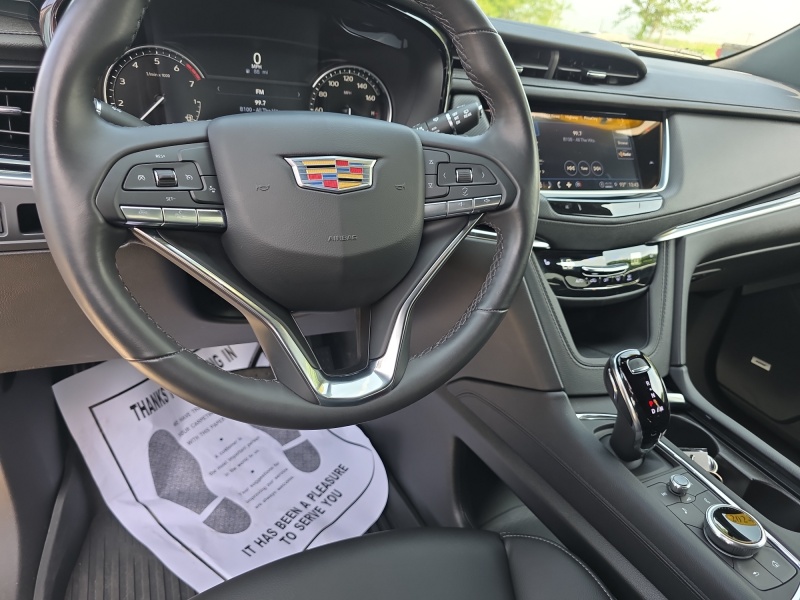 2024 Cadillac XT6