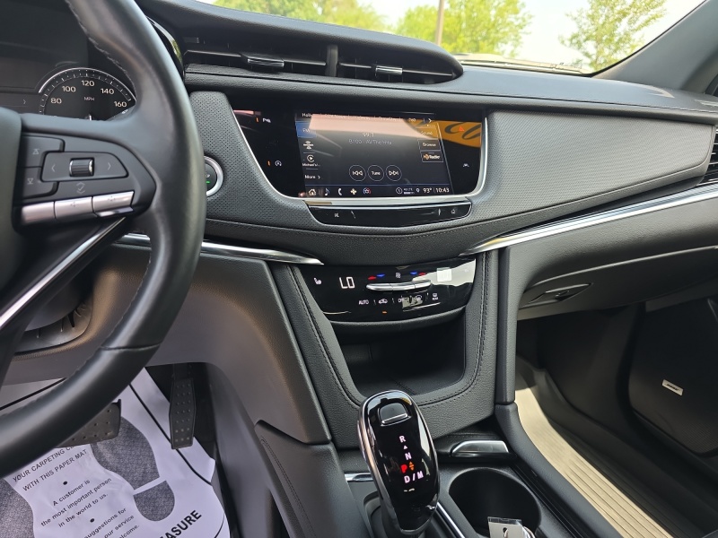 2024 Cadillac XT6