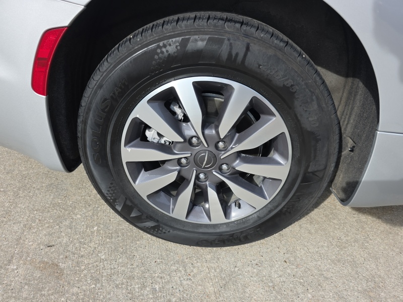 2024 Chrysler Pacifica