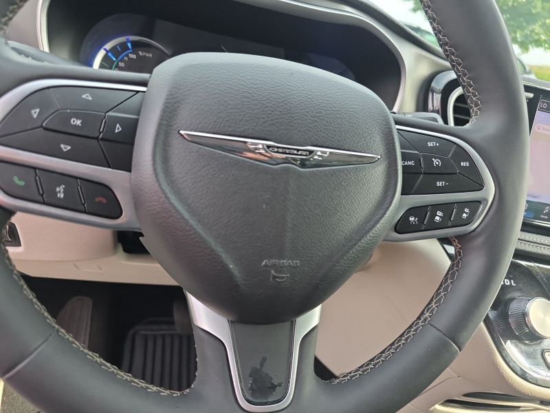 2024 Chrysler Pacifica