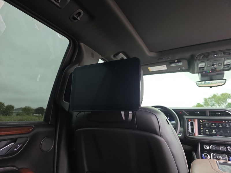 2024 GMC Yukon