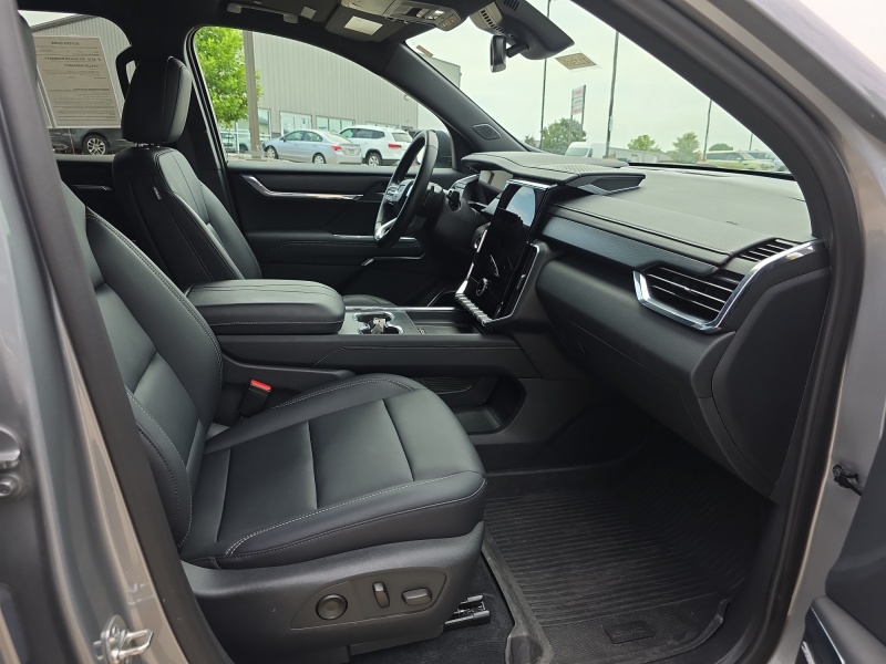 2024 GMC Acadia