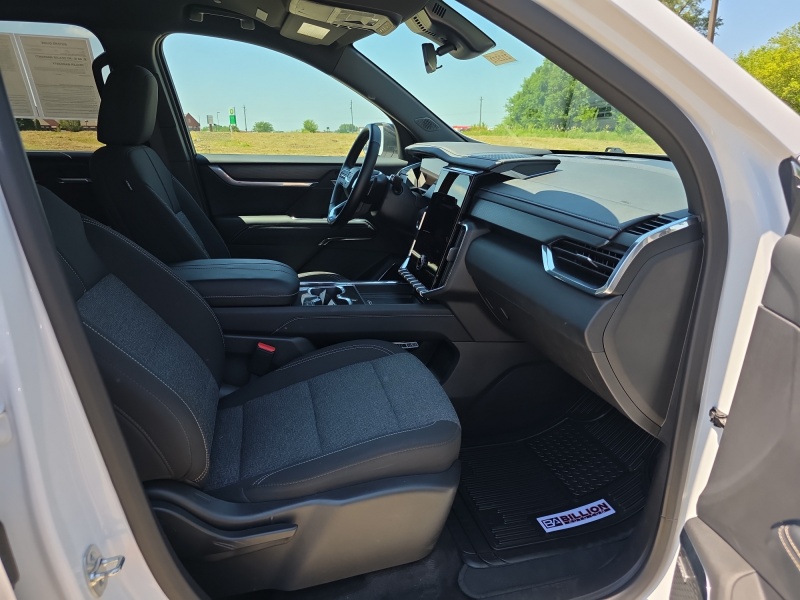 2025 GMC Acadia
