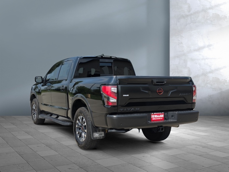 2023 Nissan Titan