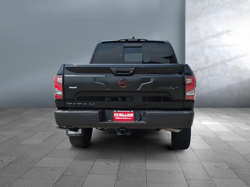 2023 Nissan Titan