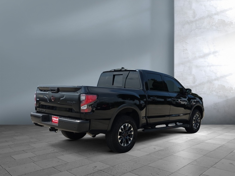 2023 Nissan Titan
