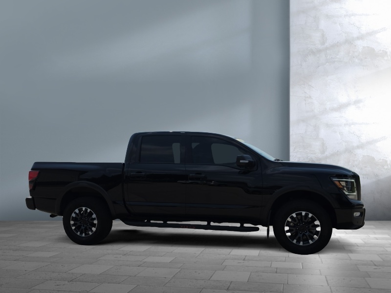 2023 Nissan Titan