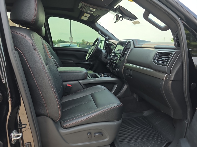 2023 Nissan Titan