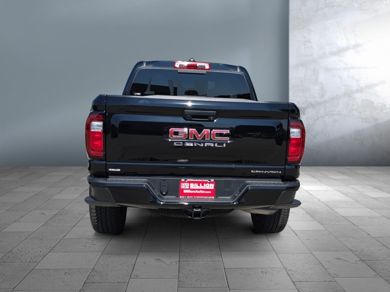 2023 GMC Canyon