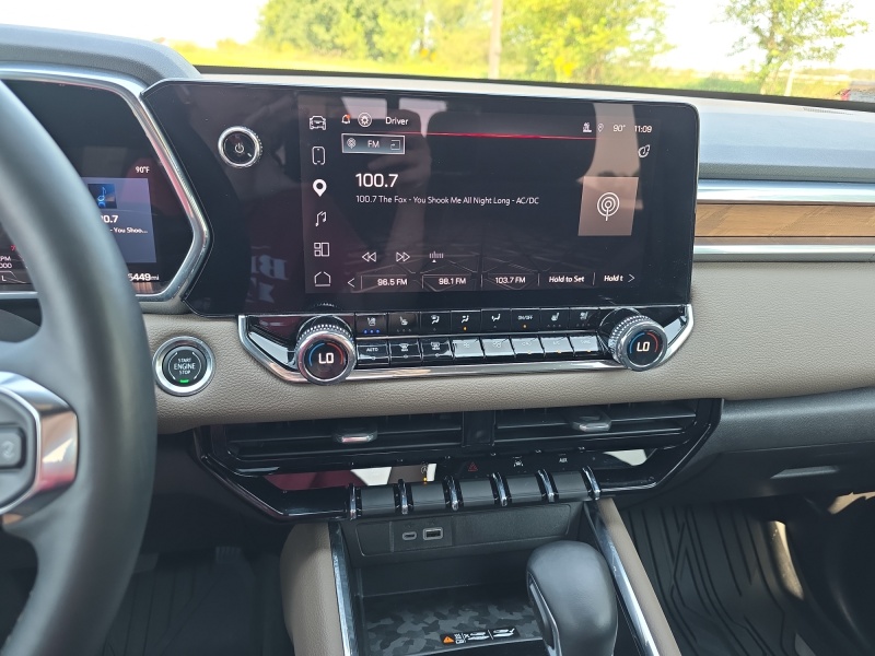 2023 GMC Canyon
