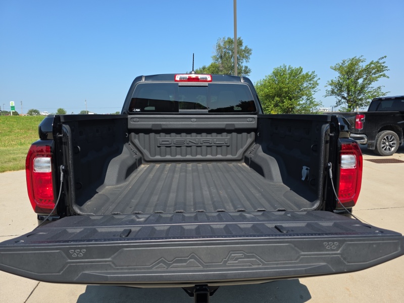 2023 GMC Canyon