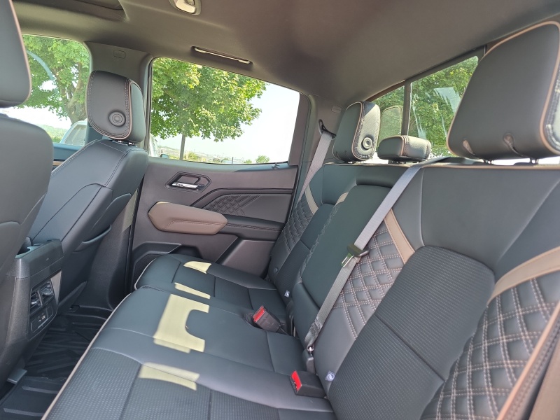 2023 GMC Canyon