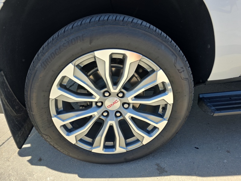 2023 GMC Yukon XL