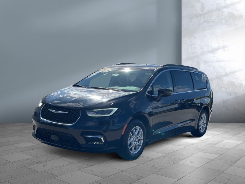 Used 2022 Chrysler Pacifica Touring L Van