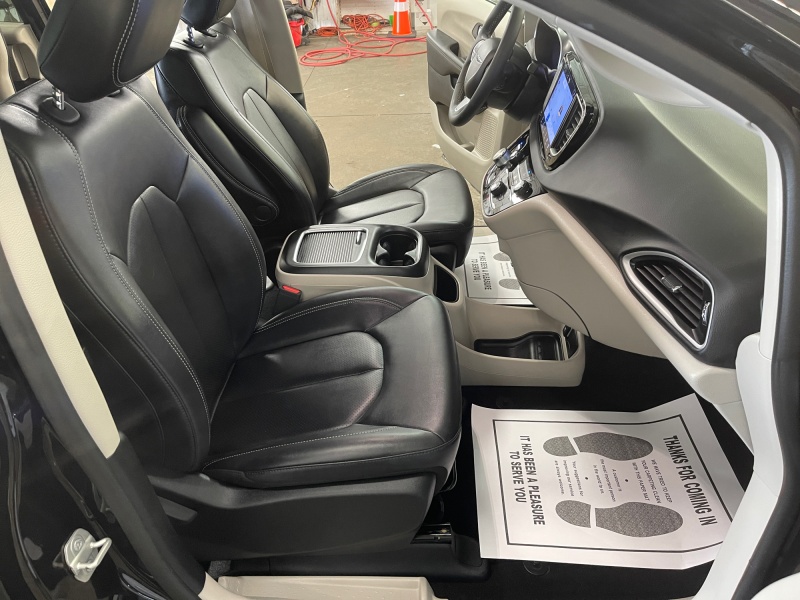 2024 Chrysler Pacifica