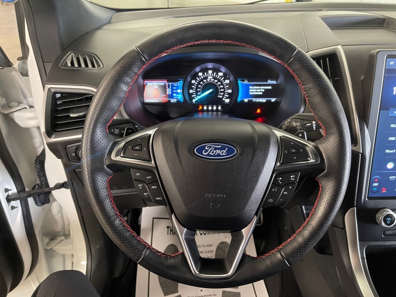 2023 Ford Edge