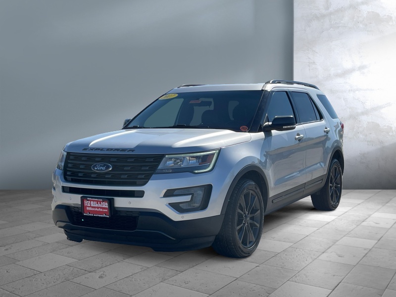 Used 2017 Ford Explorer XLT SUV