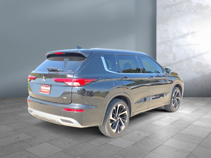 2022 Mitsubishi Outlander