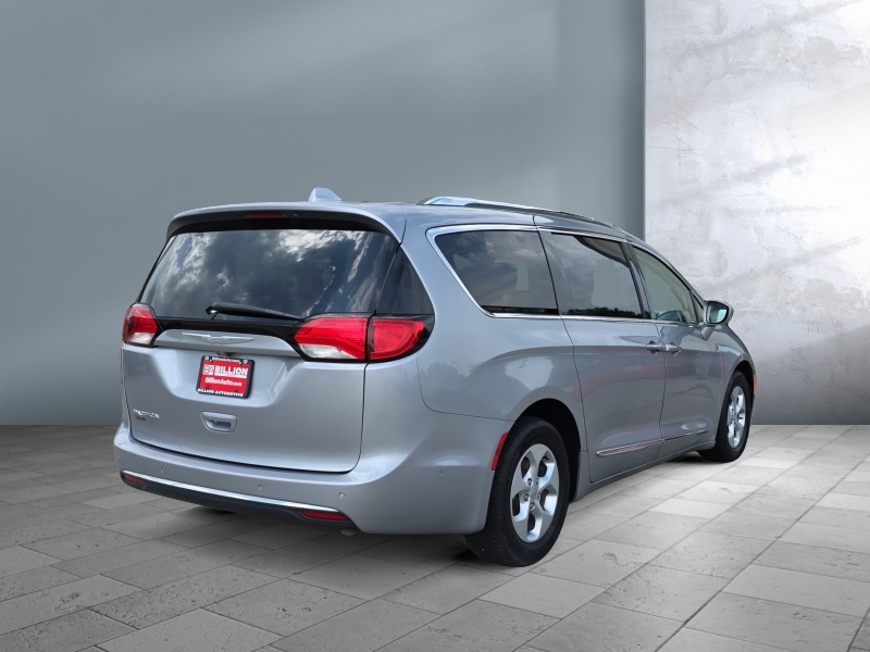 2017 Chrysler Pacifica