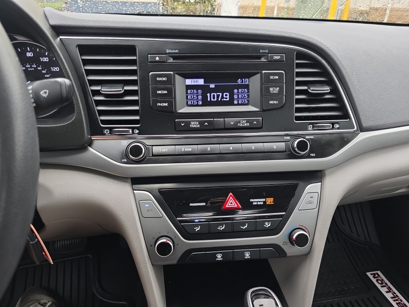 2017 Hyundai Elantra