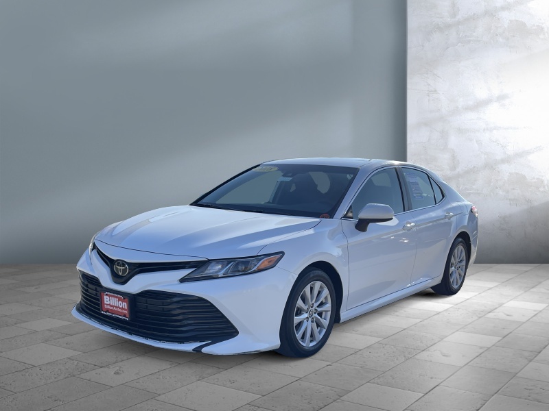 Used 2018 Toyota Camry LE Car