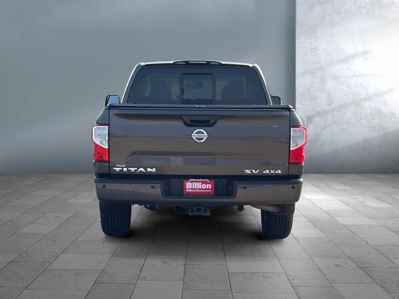 2017 Nissan Titan